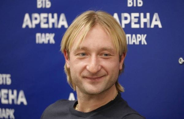 <br />
Плющенко оценил победу Алиева на ЧЕ<br />
